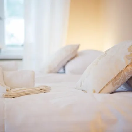 Διαμέρισμα Pod 13 *